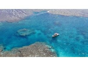 プランの魅力 A world surrounded by coral reefs の画像
