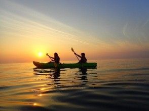 プランの魅力 Sunset kayaking in the best location to watch the Okinawa sunset の画像