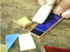 プランの魅力 ステンドグラスはテープ巻も大切な工程です！ の画像