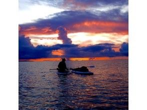 プランの魅力 海上で出会う燃える夕映えSUP の画像