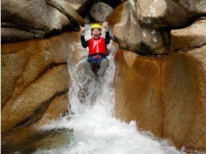 プランの魅力 滝滑りに挑戦 の画像