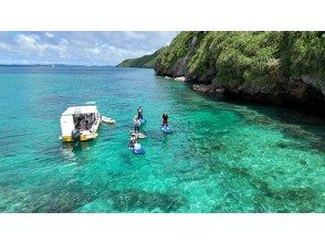 プランの魅力 紺碧の海へボートで向かう の画像