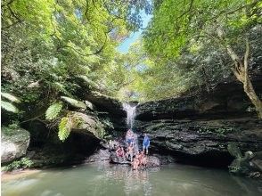 プランの魅力 Playing in the waterfall の画像