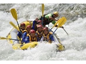 プランの魅力 川遊びの定番！利根川ラフティング☆渓谷の中を爽快に下ったり、崖からジャンプしたり水遊び満載 の画像