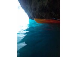プランの魅力 In the blue cave. Breathtaking in the mysterious scenery の画像