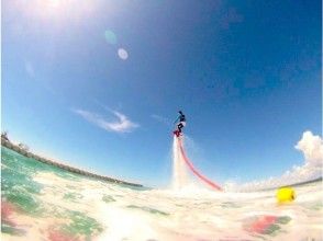 プランの魅力 就像从宽阔的蓝色大海中跳跃一样，飞向空中！ の画像