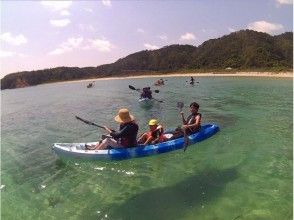 プランの魅力 [ครอบครัวเพื่อนคู่รัก] ประสบการณ์ทะเลเรือคายัค | Yanbaru ได้รับการกำหนดให้เป็นอุทยานแห่งชาติทางตอนเหนือของทะเลสีฟ้าโอกินาว่า の画像