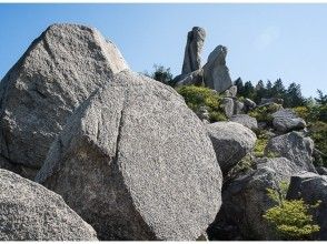 プランの魅力 積み重なる岩場 の画像