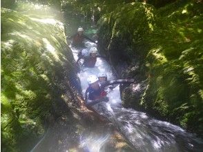 水しぶきが気持ちいい！