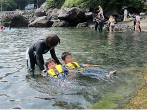 Explanation of how to use the equipment and how to swim