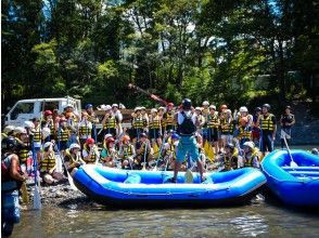 Safety lecture on the riverbank