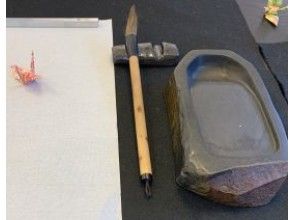 Explanation of tools such as calligraphy and inkstones and history (5 minutes)