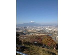 A spectacular view of Mt. Fuji from Mt.