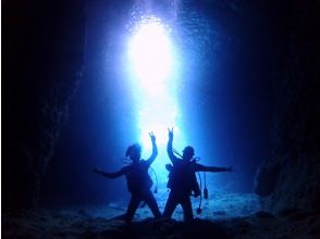 생선 먹이 ​​체험