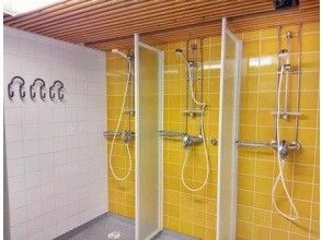 Shower / changing room