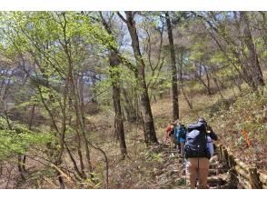 半月山を目指します