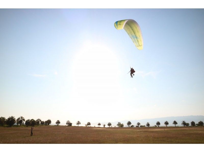 Osaka Sightseeing Recommended spots for families with children For toddlers and elementary school students Make your dream of flying come true Paragliding Maishima Osaka Bay West Japan Outdoor School