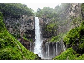 華厳の滝