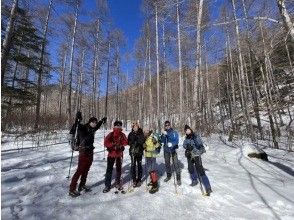 いよいよ登山道を外れ、樹林帯へ。