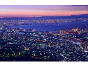 ทิวทัศน์ยามค่ำคืนของภูเขา Rokko