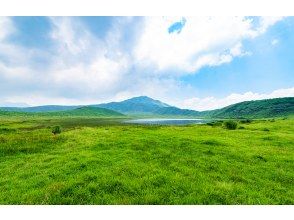 Mount Aso has thousands of miles of grass.