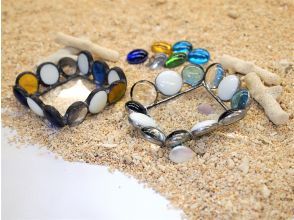 丸いガラスのキラキラ小物入れ