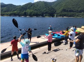 Warm-up exercises and pre-lecture before departure