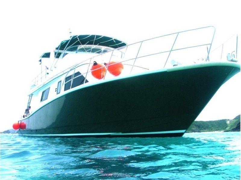 It is sailing for the national park Kerama Islands (Zamami / Tokashiki / Akajima etc).
