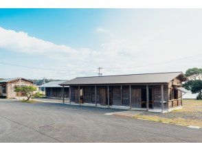 集合(海女小屋体験施設さとうみ庵) 海女さんと一緒に本物の海女小屋へ移動 (15分)