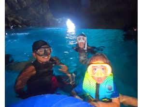 Currently experiencing (inside the Blue Cave)★