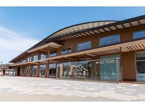 Day 2 [Shopping at the roadside station]