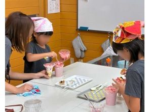 いちごパフェづくり（約15分）