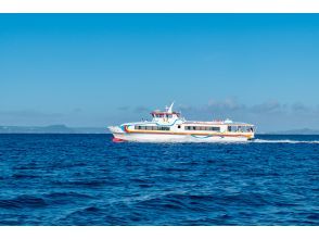 津堅港 発（12時便フェリー乗船）、平敷屋港へ帰港