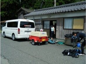 Arrive at the local clubhouse (customers from the local gathering start here)