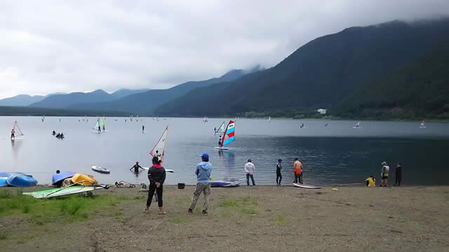 Wind surfing school in Nishiko report