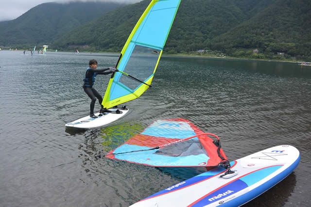 ウィンドサーフィンスクールin西湖 レポート