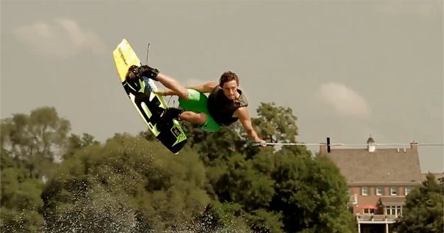 Wakeboarding(ウェイクボード)