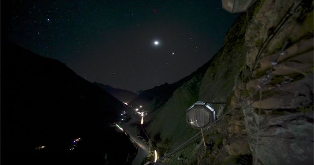 VIA FERRATA(ヴィア・フェラータ)