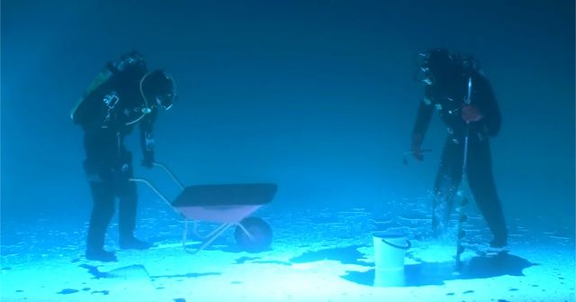 Fishing under ice