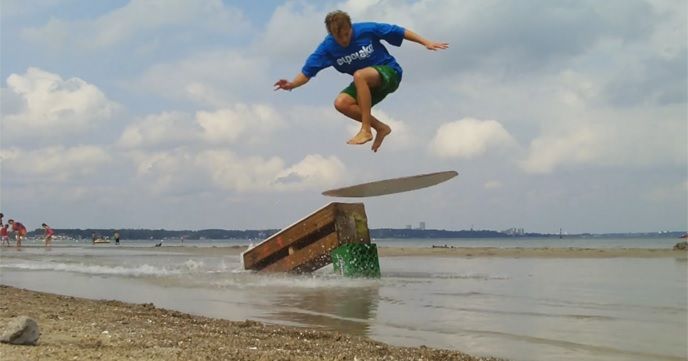 Skimboarding(スキムボード)