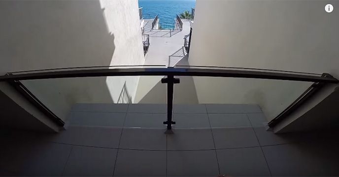 Bungee jumping