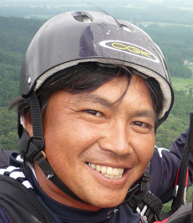 KPS Nasu Heights Paragliding School Staff