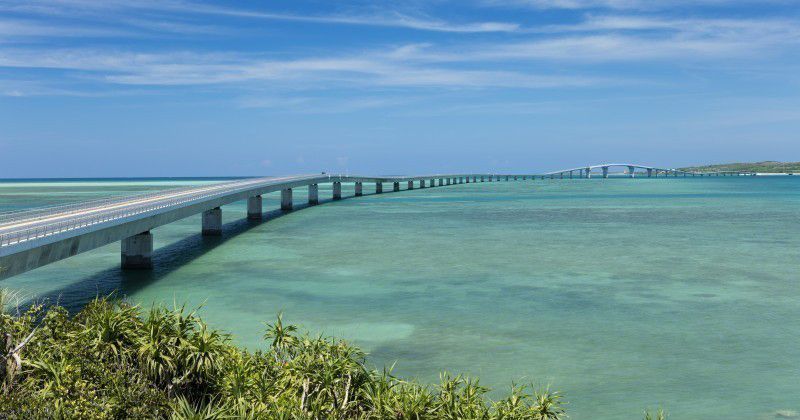 [Miyakojima's only sightseeing bus] * With benefits * Take the "HIS Lea Lea Bus"! Book a cheap tour of Miyako 5 islands and 3 major bridges!