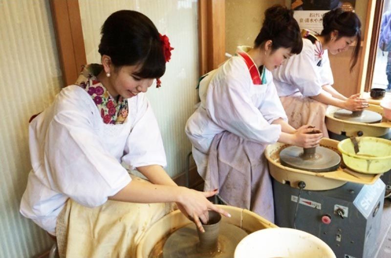 【Kyoto Ceramics Experience Reservation】 Experience pottery at Shimizu's recommended pottery class! 