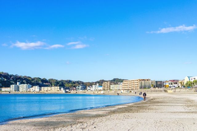 東京から日帰り　おすすめ観光地　逗子・葉山／神奈川　逗子海岸