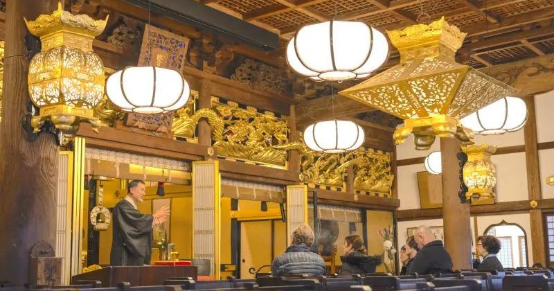 Visit the historical Chozenji temple in Takehara city