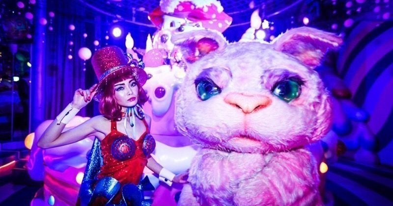 19年東京を遊ぶ 原宿観光の注目遊びスポット Kawaii Monster Cafe Harajuku のイベントをご紹介 Activity Japan Blog 19年東京を遊ぶ 原宿観光の注目遊びスポット Kawaii Monster Cafe Harajuku のイベントをご紹介 Activity Japan Blog