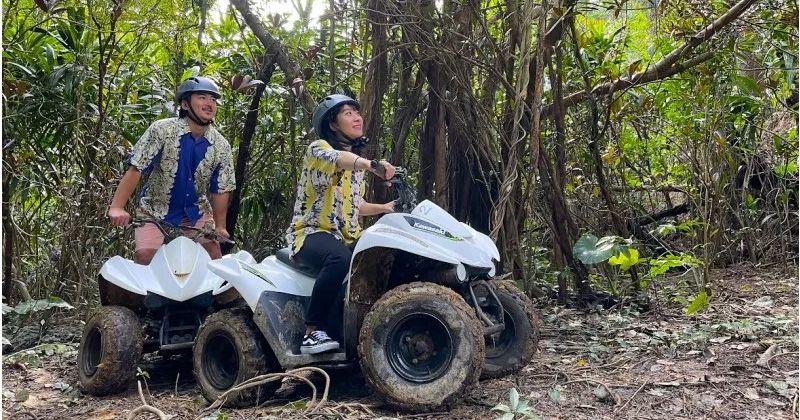 我們推薦位於沖繩本島北部名護市的&ldquo;Dokidoki Yanbaruncher&rdquo;，這是一家評價很高的越野車體驗店！
