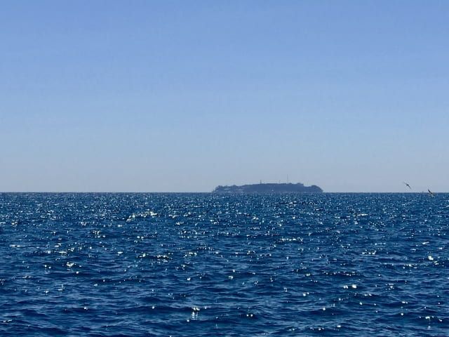 擁有眾多溫泉,咖啡館和體驗設施的“初島”