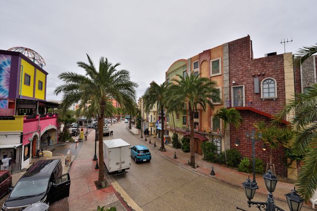 沖縄県にある美浜タウンリゾート・アメリカンビレッジ